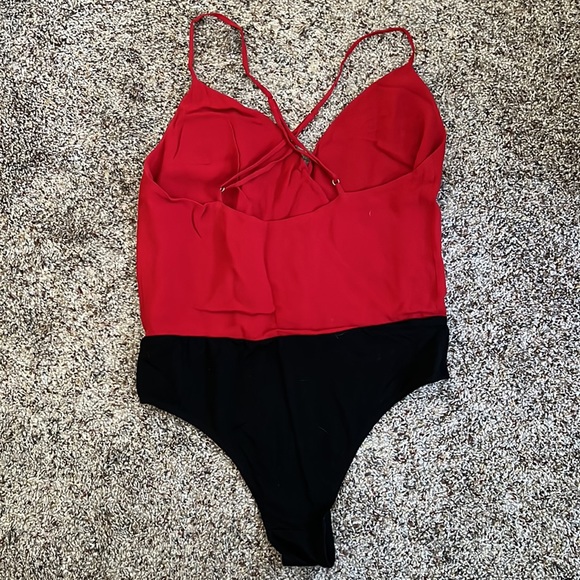 Reformation bodysuit - Picture 2 of 6